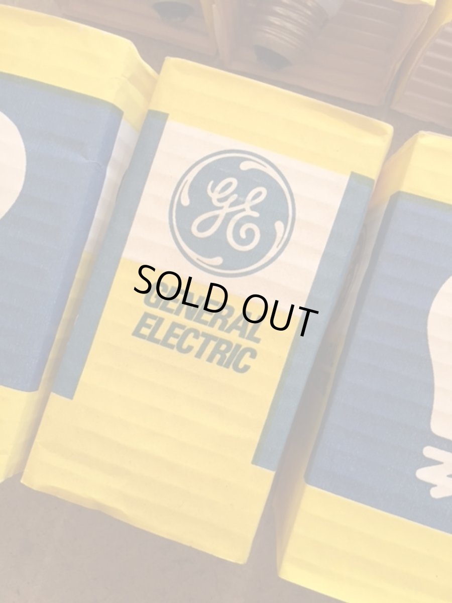 画像2: "GE" Made In U.S.A 75‐Watt Bulb (2)