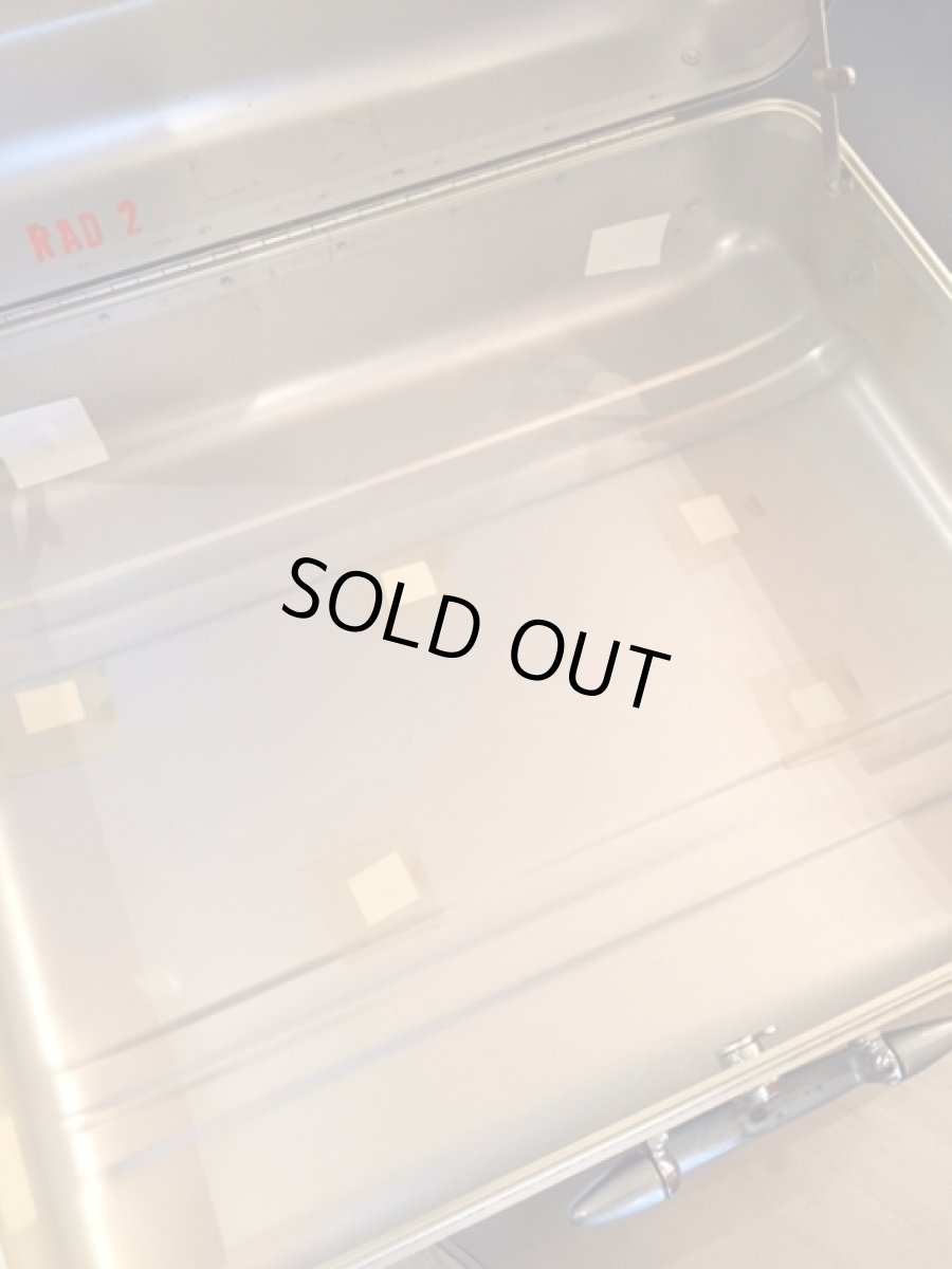 画像12: "Halli Burton" Trunk Case (12)