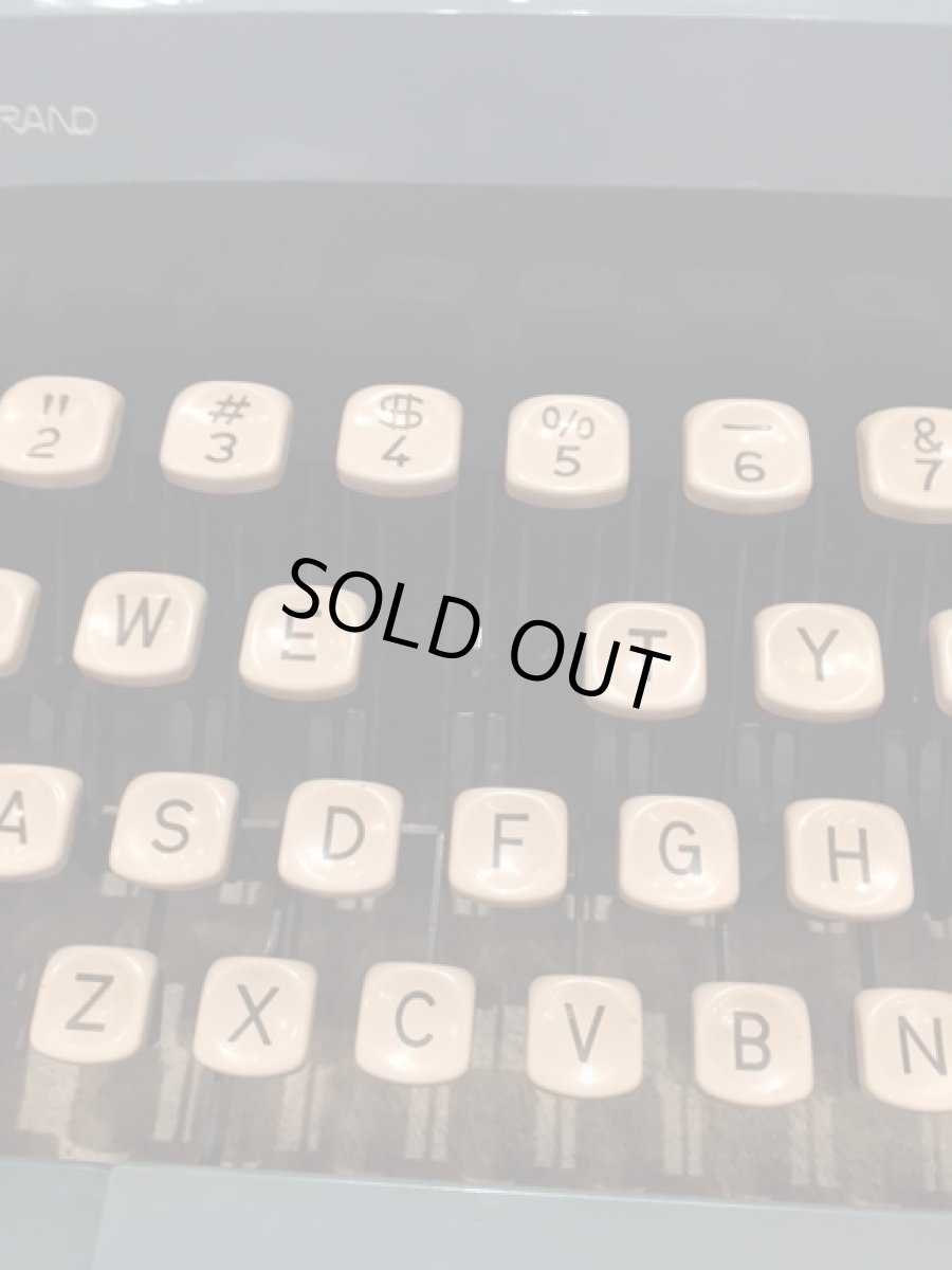 画像6: "Remington" Vintage Typewriter (6)