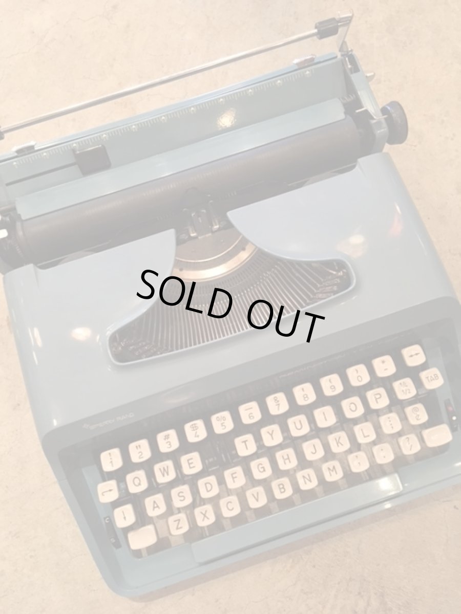 画像2: "Remington" Vintage Typewriter (2)