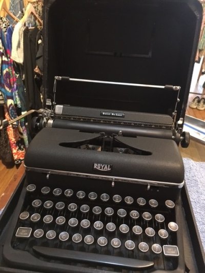 画像3: "ROYAL" Vintage Typewriter