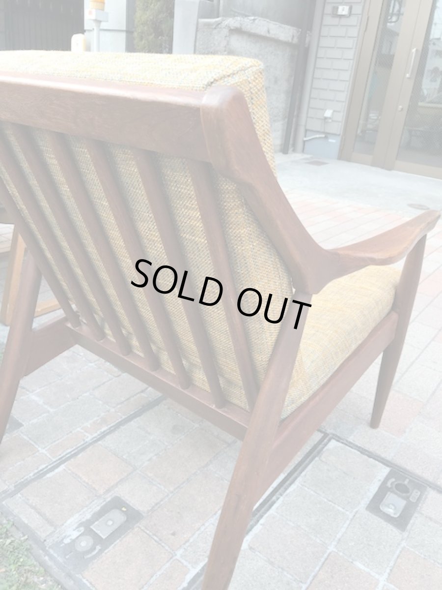 画像10: "PAOLI, INC." Vintage Arm Chair (10)