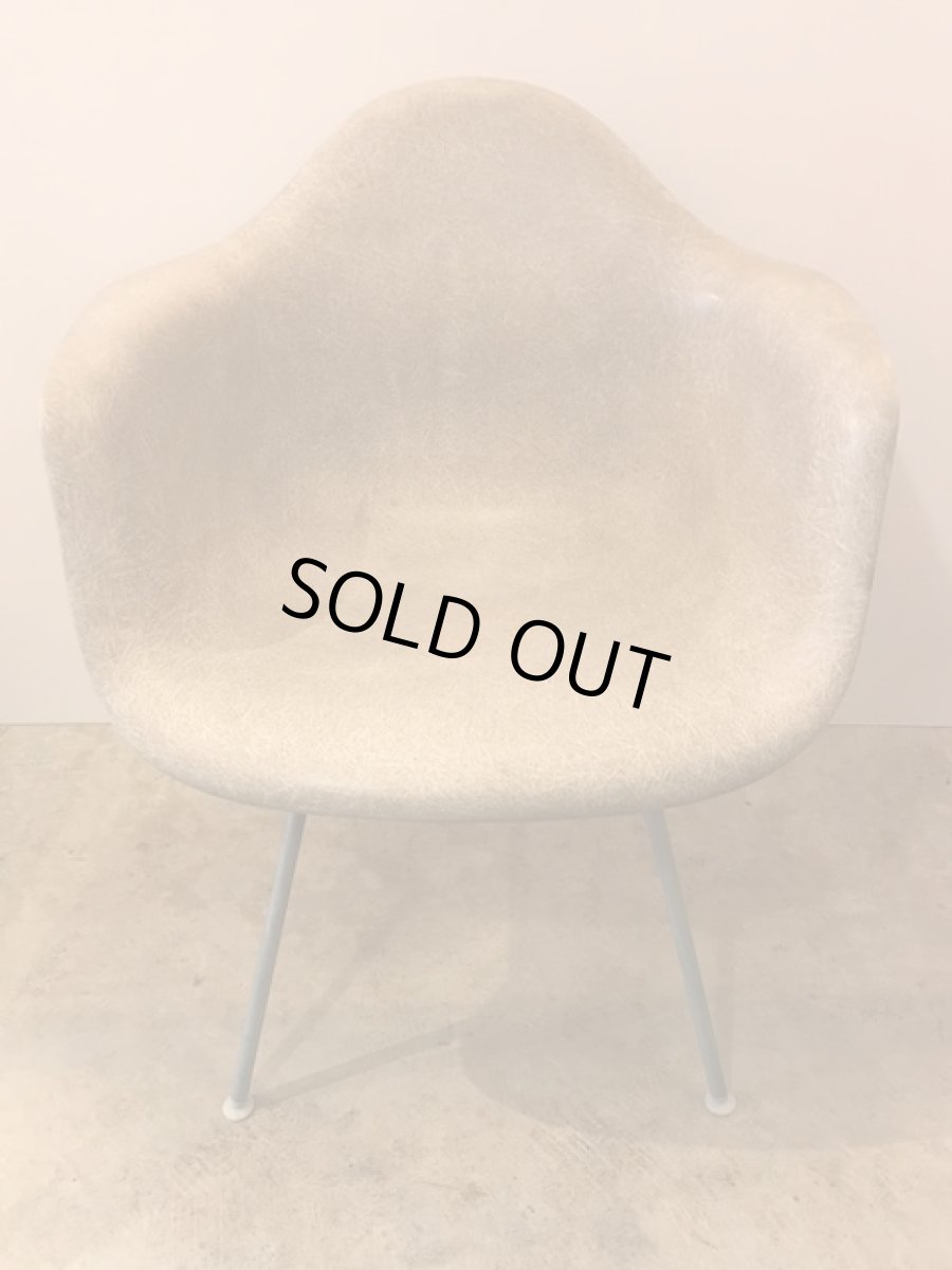 画像2: "Herman Miller" Eames Arm Shell Chair (2)