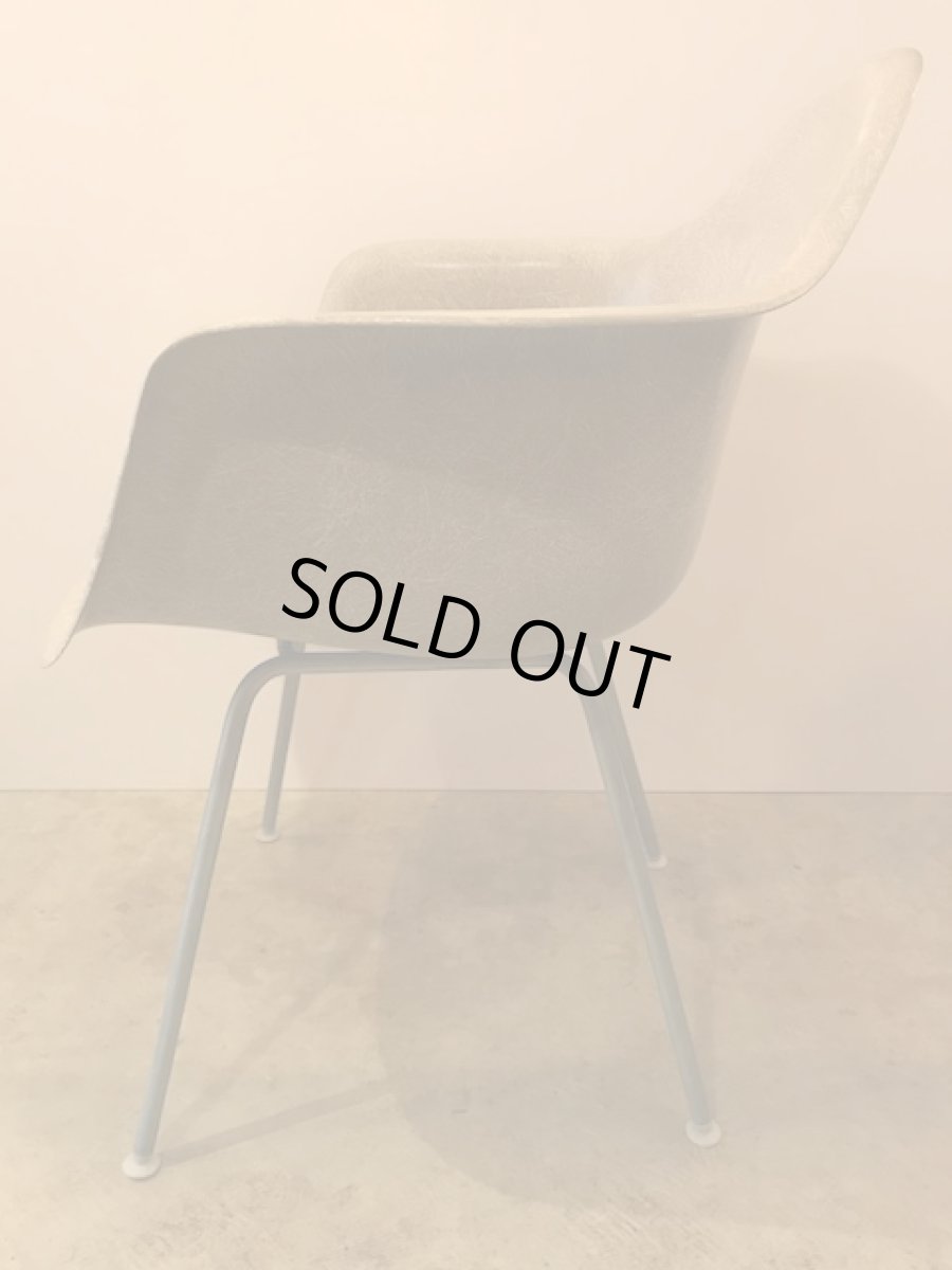 画像3: "Herman Miller" Eames Arm Shell Chair (3)