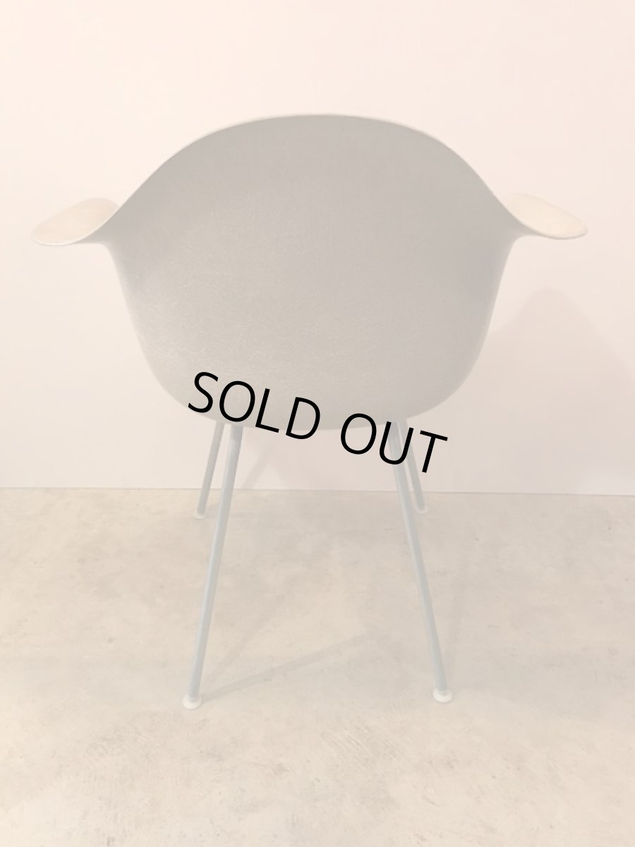 画像4: "Herman Miller" Eames Arm Shell Chair (4)