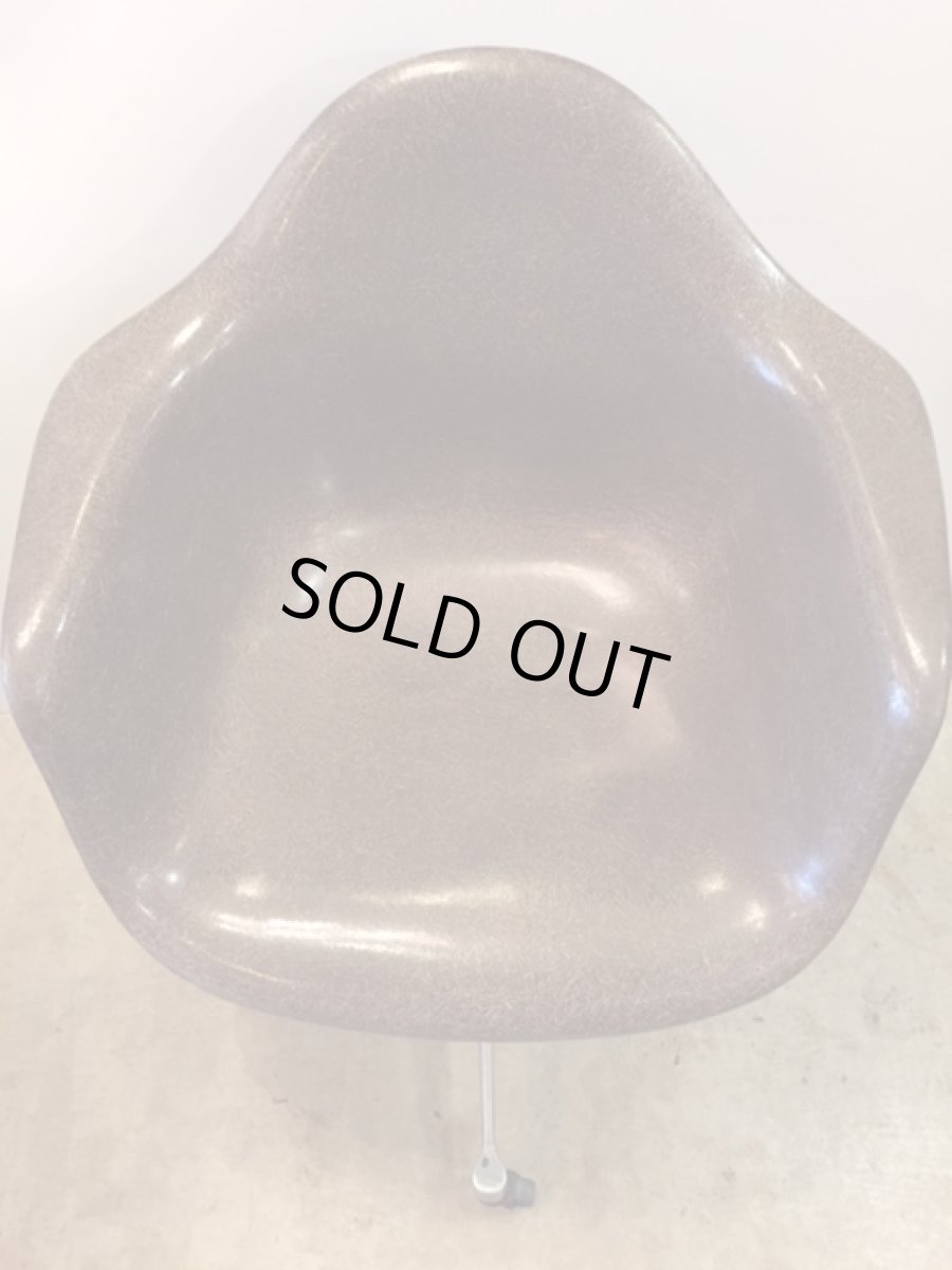 画像7: "Herman Miller" Eames Arm Shell Chair (7)