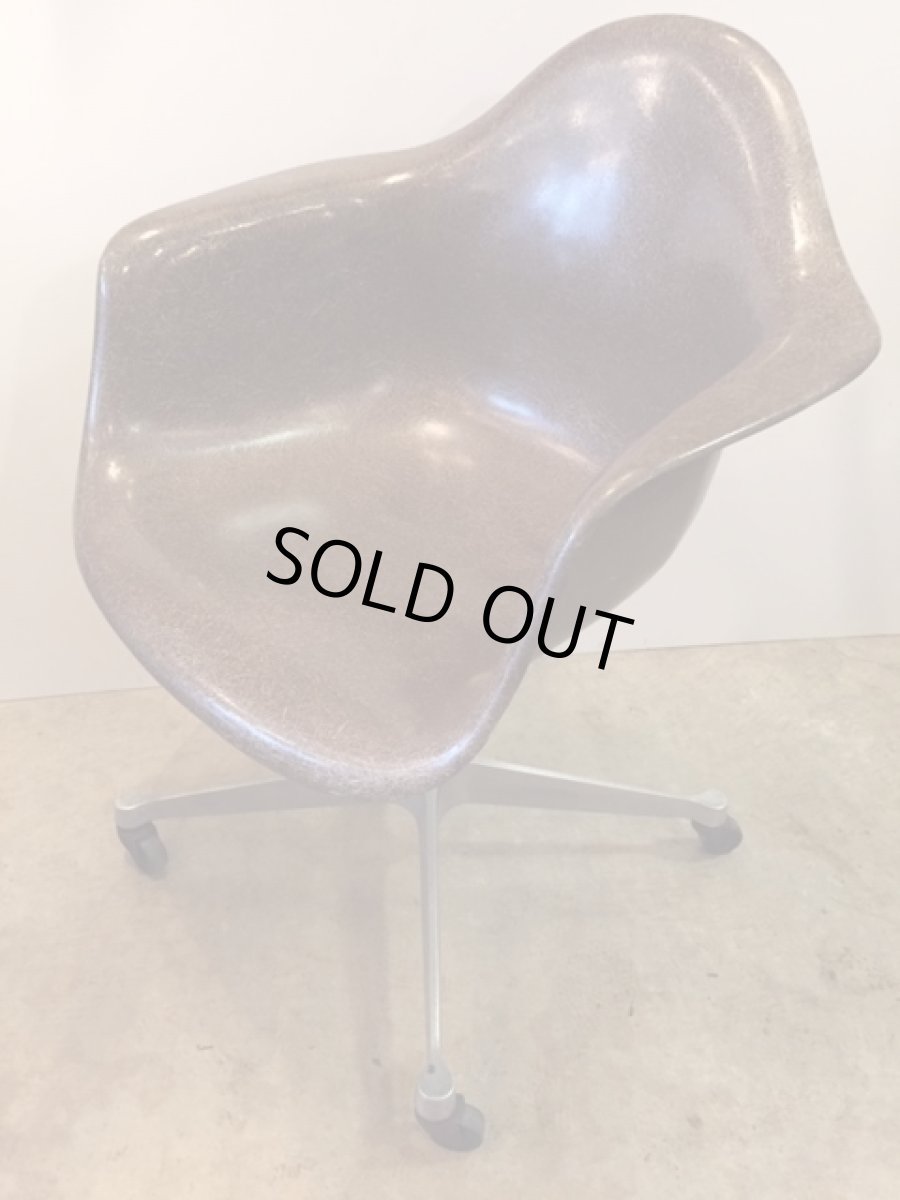 画像6: "Herman Miller" Eames Arm Shell Chair (6)