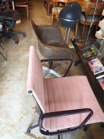 画像2: "Herman Miller" Eames Arm Shell Chair