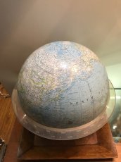 画像2:  "NATIONAL GRAPHIC" Globe (2)