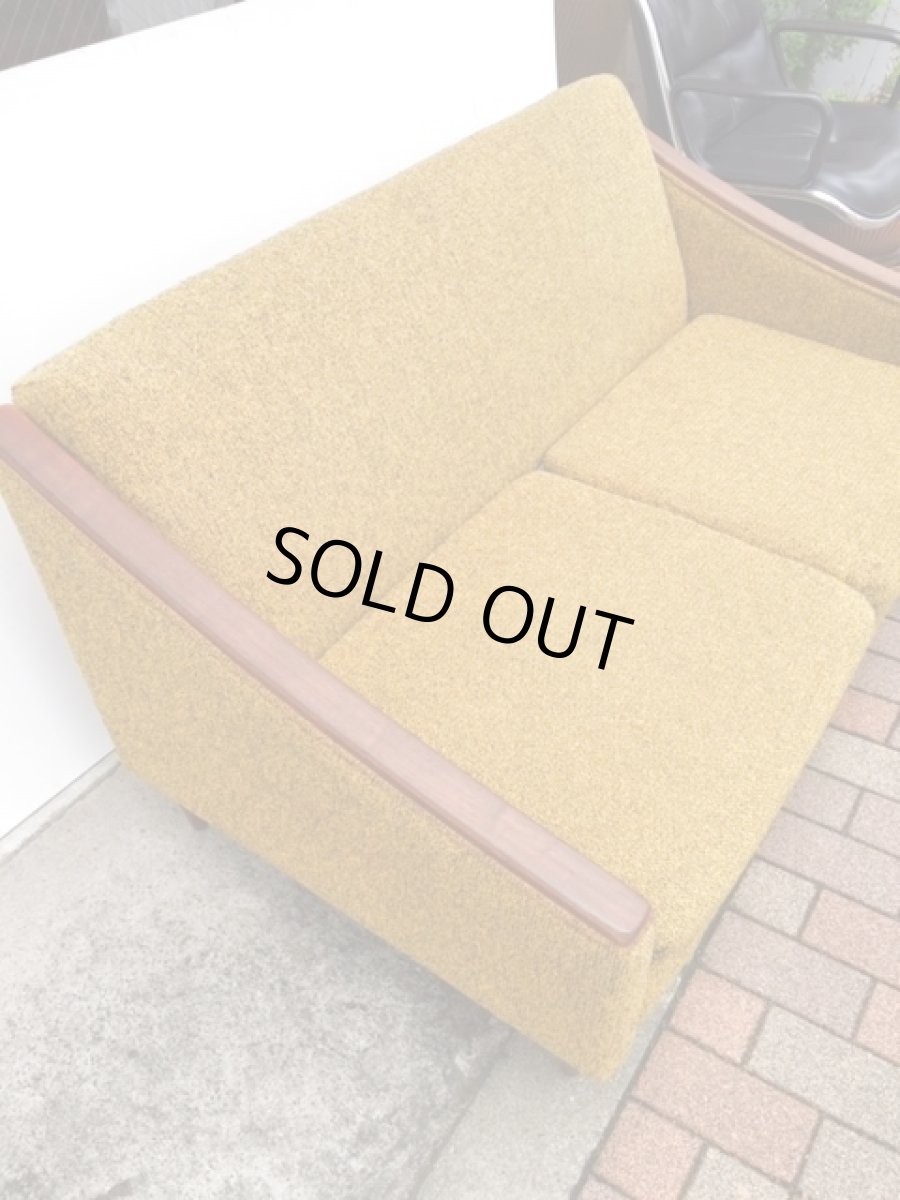 画像6: Vintage Modern Sofa (6)