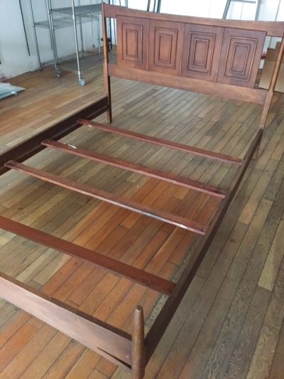 画像2: "BROYHILL"Bed Frame