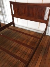 画像2: "BROYHILL"Bed Frame (2)