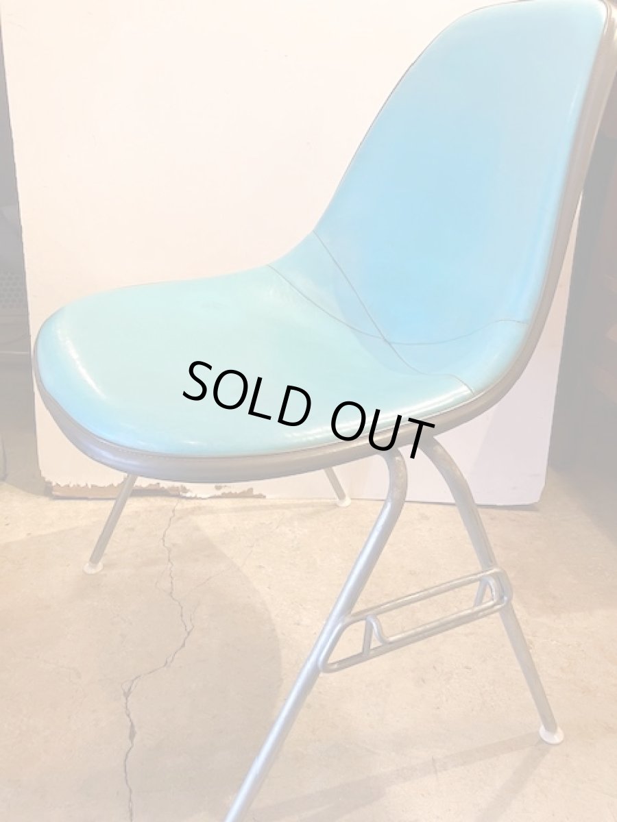 画像1: "Herman Miller" nauga leather StakingChair (1)