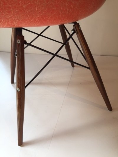 画像1:  Eames Armshell Chair