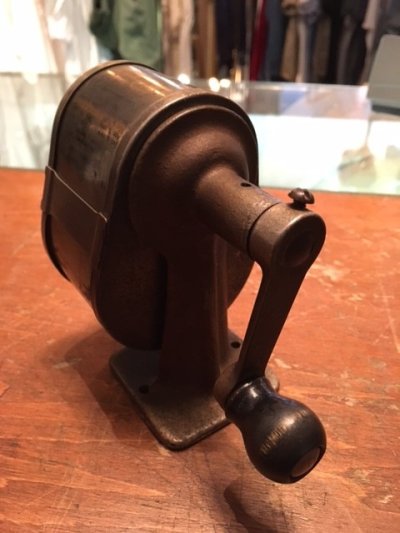 画像2: "Spengler Loomis Mfg. Co." Vintage Pencil Sharpener