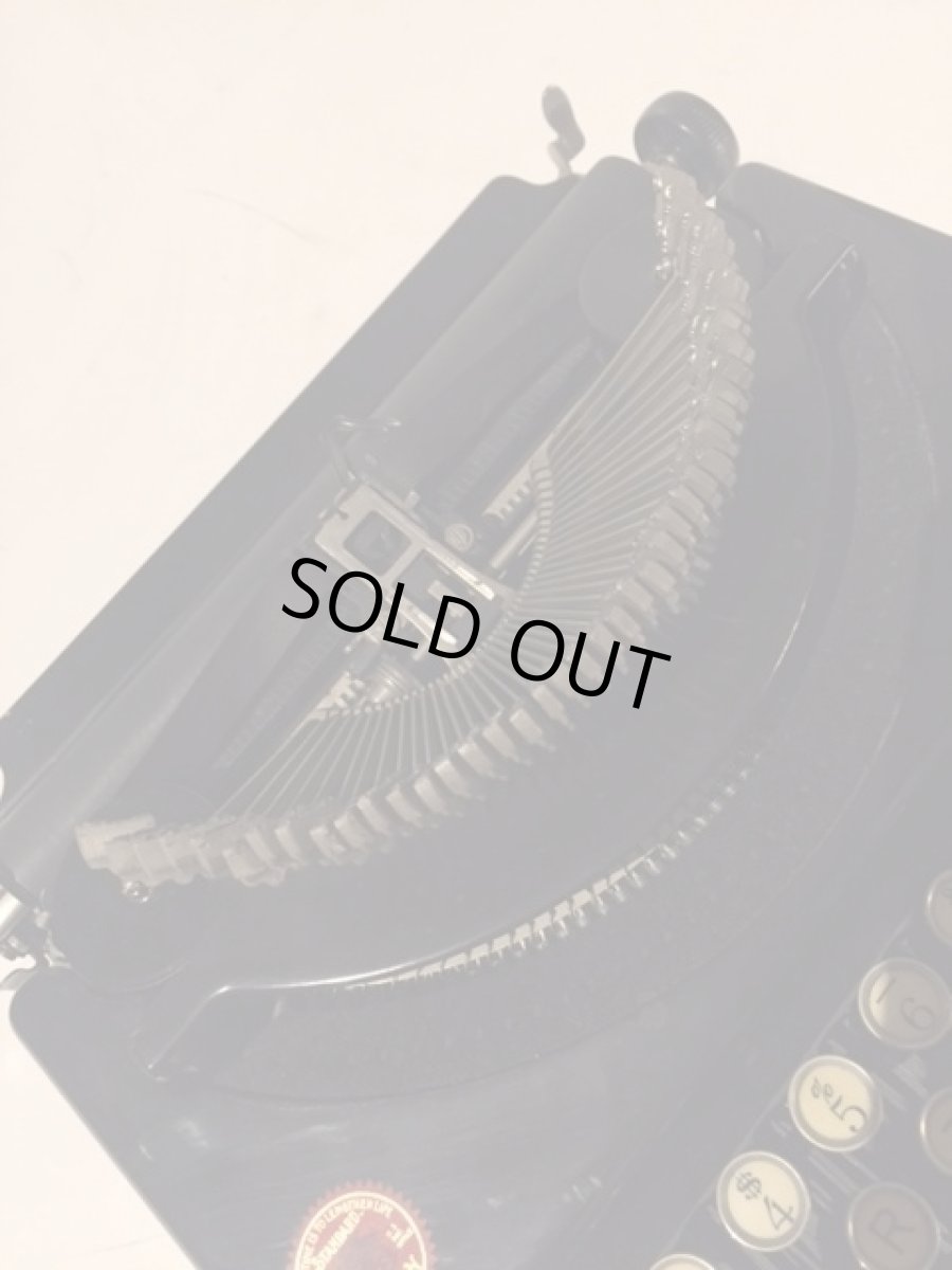 画像3: "Remington" Vintage Typewriter (3)