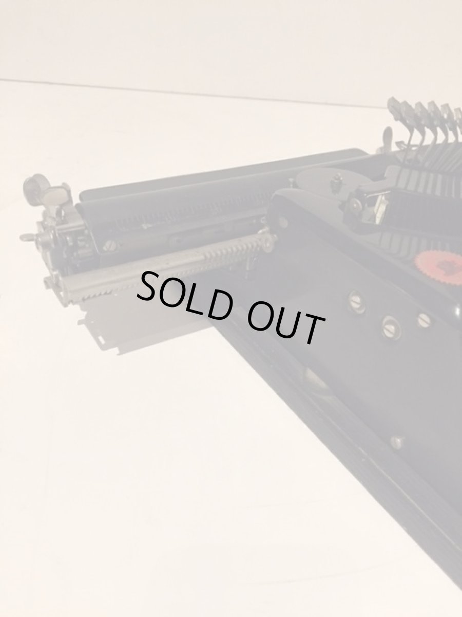 画像6: "Remington" Vintage Typewriter (6)