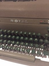 画像3: "ROYAL" Vintage Typewriter (3)