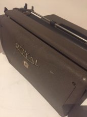 画像6: "ROYAL" Vintage Typewriter (6)