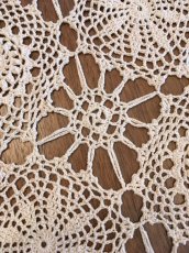 画像4: Handmade Lace Tablecloth (4)