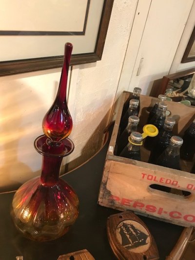 画像2: Red Glass Liqueur Decanter