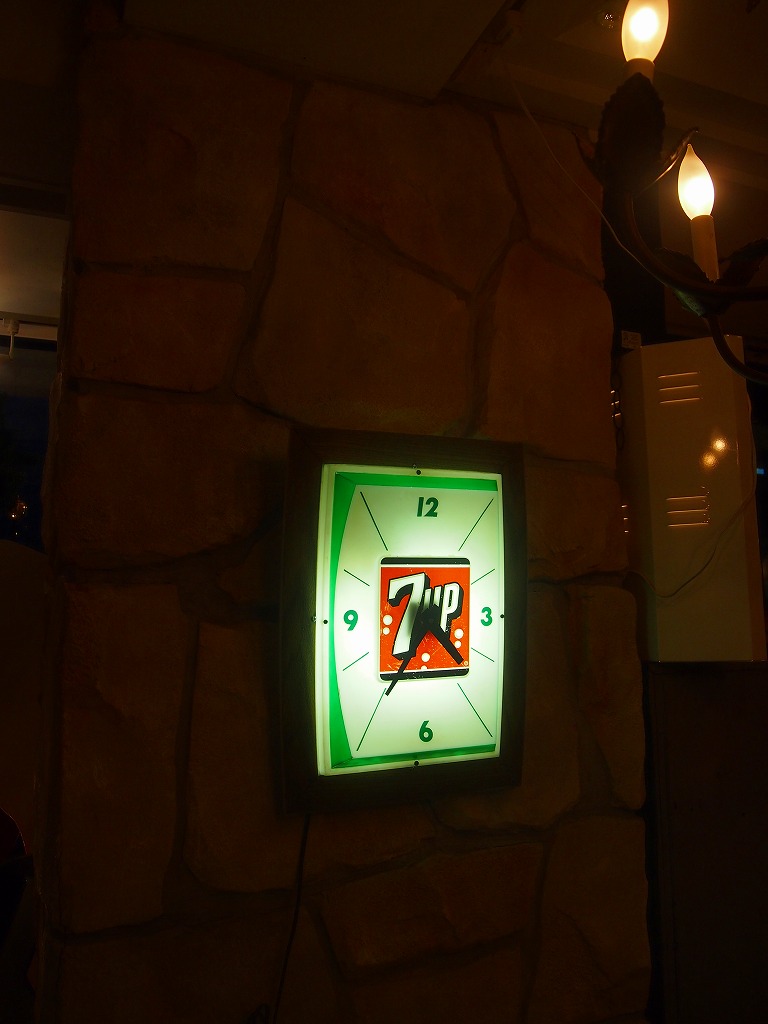 『新商品 “7up”Light Clock』upしました。