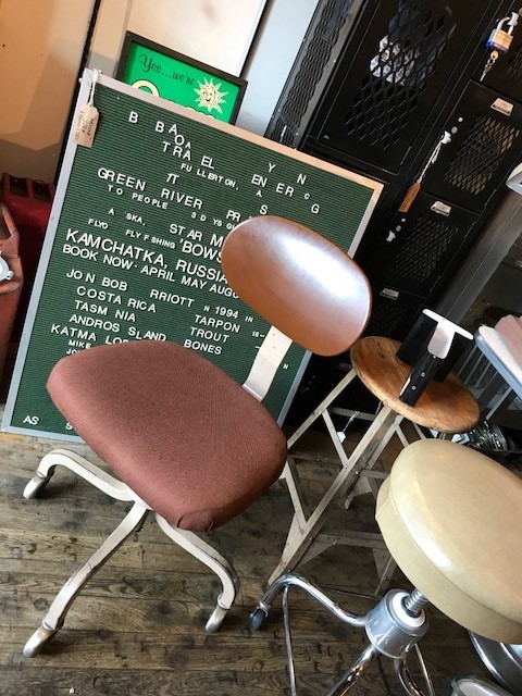 【"ROYAL" Desk Chair】