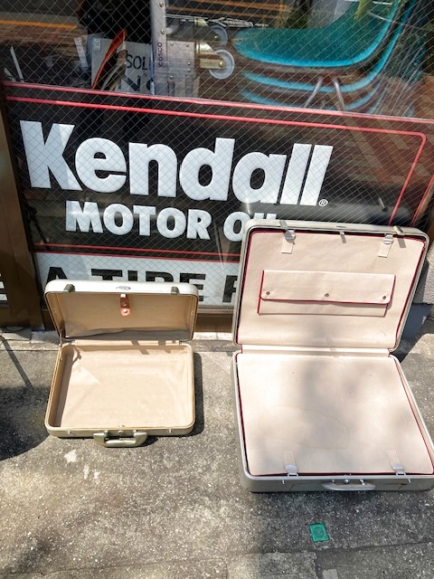 『"Halli Burton" Trunk Case×2 』UPしました。