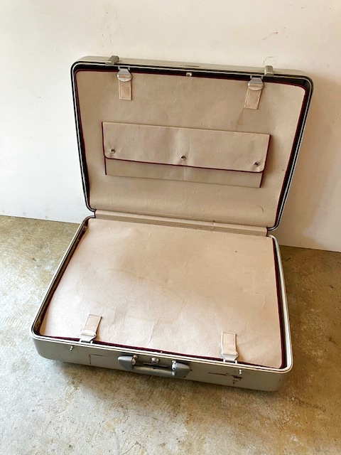 画像6: "Halli Burton" Trunk Case (6)